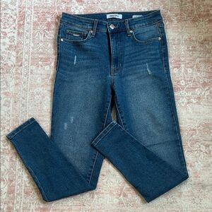 EUC Ninewest Women's Classic Blue Skinny Jeans